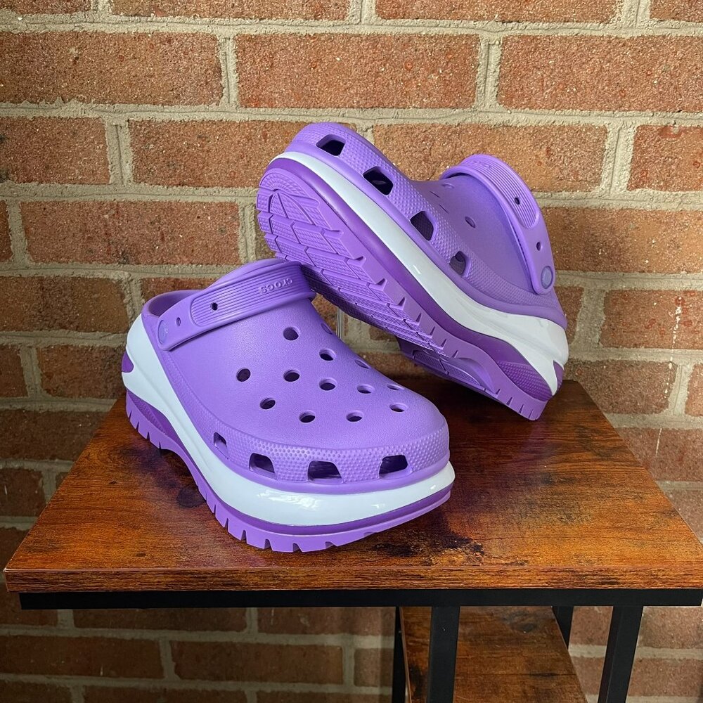 Mega Crush Clog